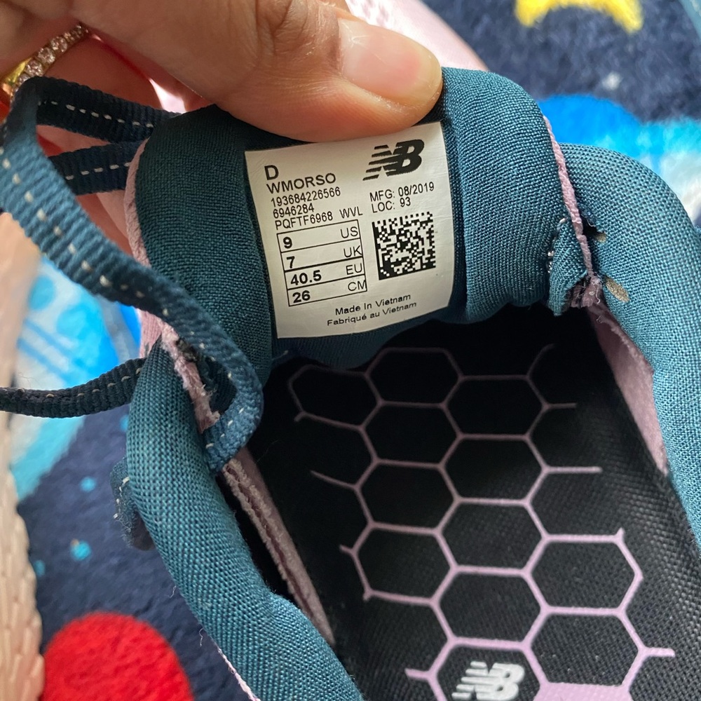 New Balance Fresh Foam - Picture 3 of 4